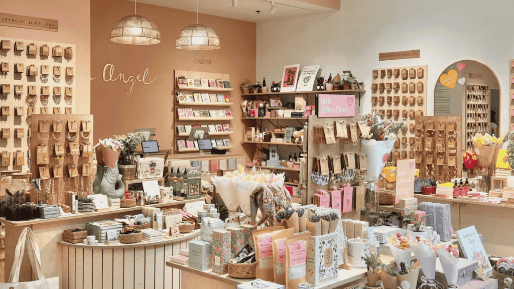 Victoria Leeds — AS Colour and Lisa Angel sign for Yorkshire debut at Victoria Quarter and Victoria Gate