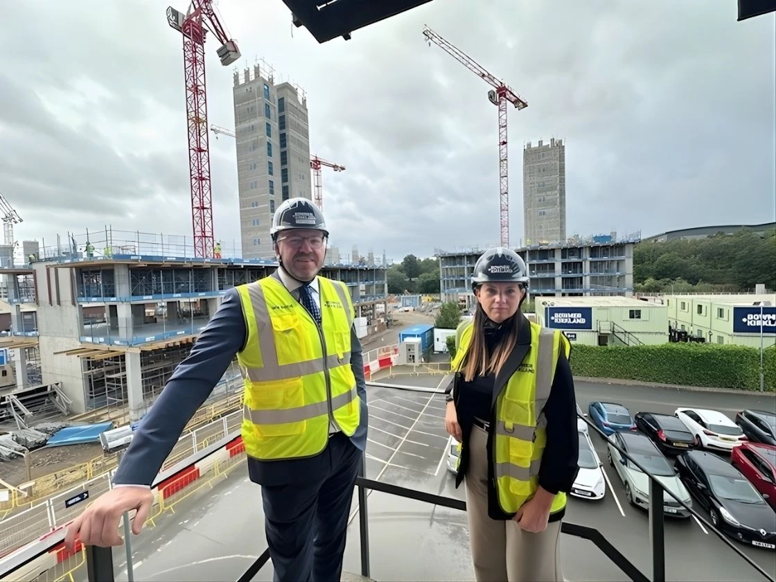 Bowmer + Kirkland Leeds office — contractor opens tenth UK regional base