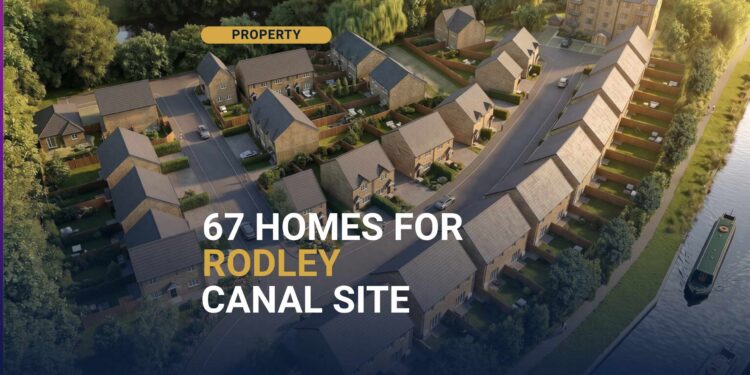 Canal Walk Rodley - 67 homes under construction at former Airedale Mills on the Leeds-Liverpool Canal
